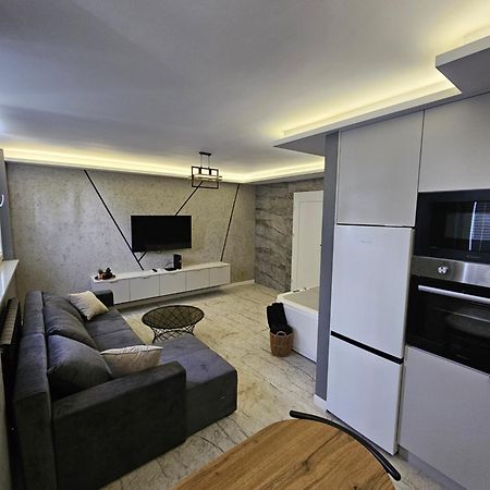 Apartament Z Jacuzzi Klimatyzacja Prywatny Parking Радом Экстерьер фото